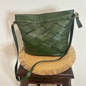 Gorgeous Green genuine Leather Shoulder Bag❤️